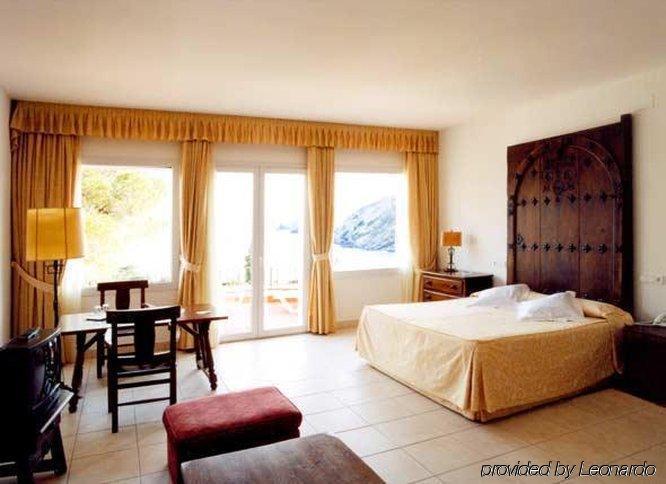 Hotel Rocamar Cadaques Room photo